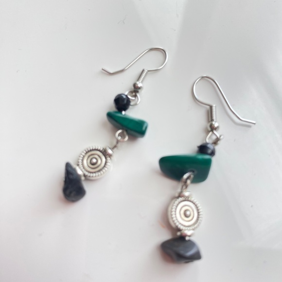 Green and Black Malachite Earring - Picture 2 of 4